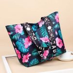 Trendy Ladies Handbags (Black/White/Green) - Image 3